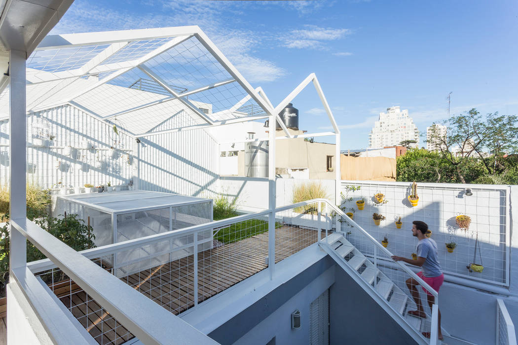 VIVIENDA UNIFAMILIAR MG, Marantz Arquitectura Marantz Arquitectura Balcones y terrazas modernos: Ideas, imágenes y decoración