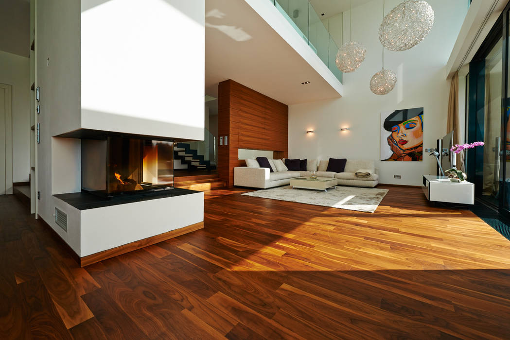 Haus e zhac / zweering helmus architektur+consulting moderne wohnzimmer