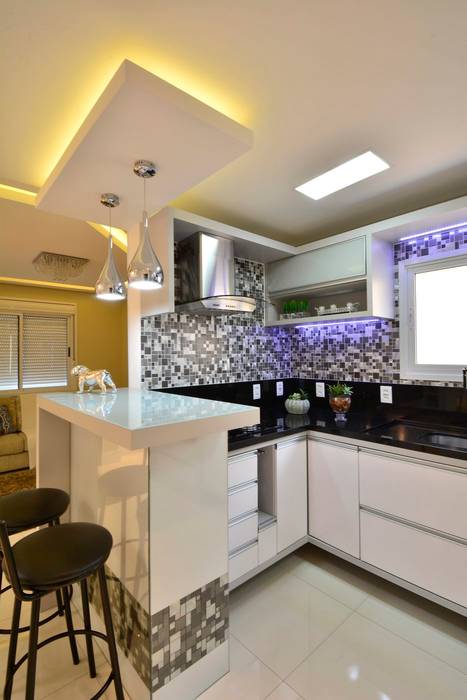  Kitchen by Graça Brenner Arquitetura e Interiores