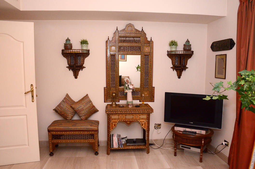 Arte Decò Apartment in Cairo, Tania Mariani Architecture & Interiors Tania Mariani Architecture & Interiors Kamar Tidur Klasik Kayu Wood effect