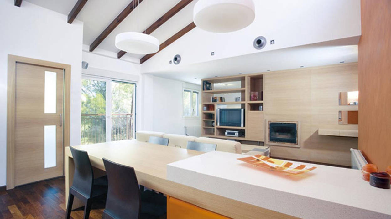 homify Modern dining room