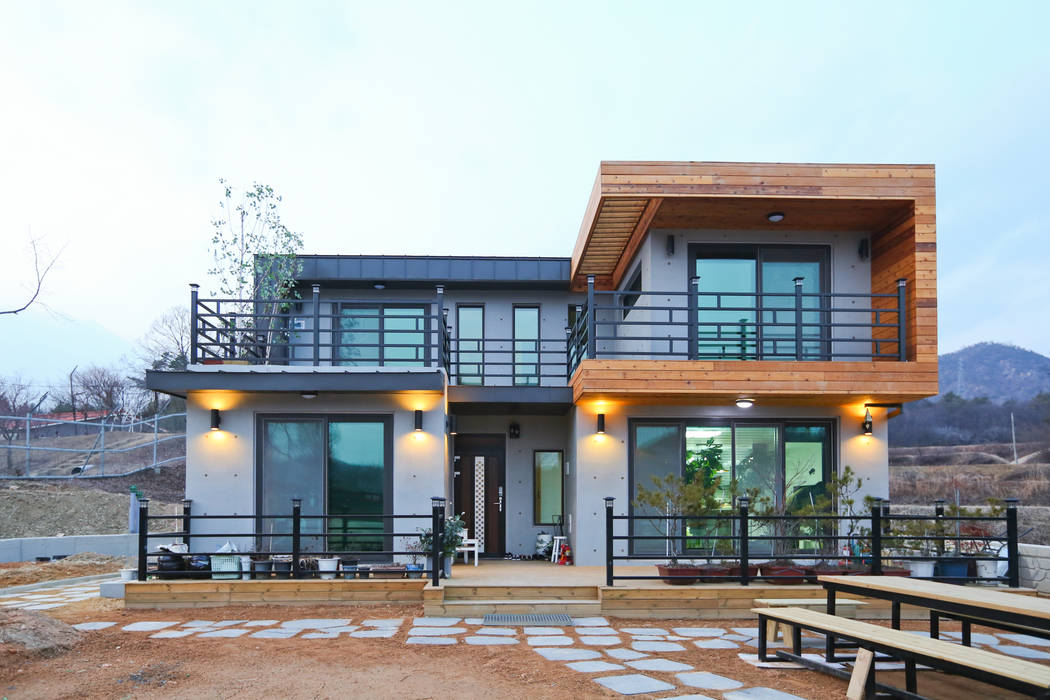 기존도면에 한층더 업그레이드된 집 [경상북도 예천], 한글주택(주) 한글주택(주) Casas de estilo moderno