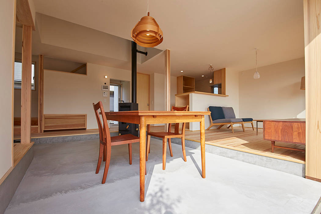 山崎の住宅, 一級建築士事務所co-designstudio 一級建築士事務所co-designstudio Scandinavian style dining room