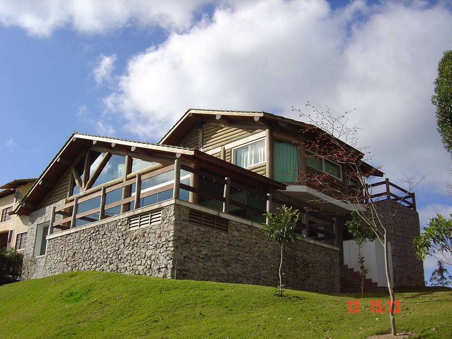 Casa de montanha - NL, Carlos Eduardo de Lacerda Arquitetura e Planejamento Carlos Eduardo de Lacerda Arquitetura e Planejamento Country style house Stone