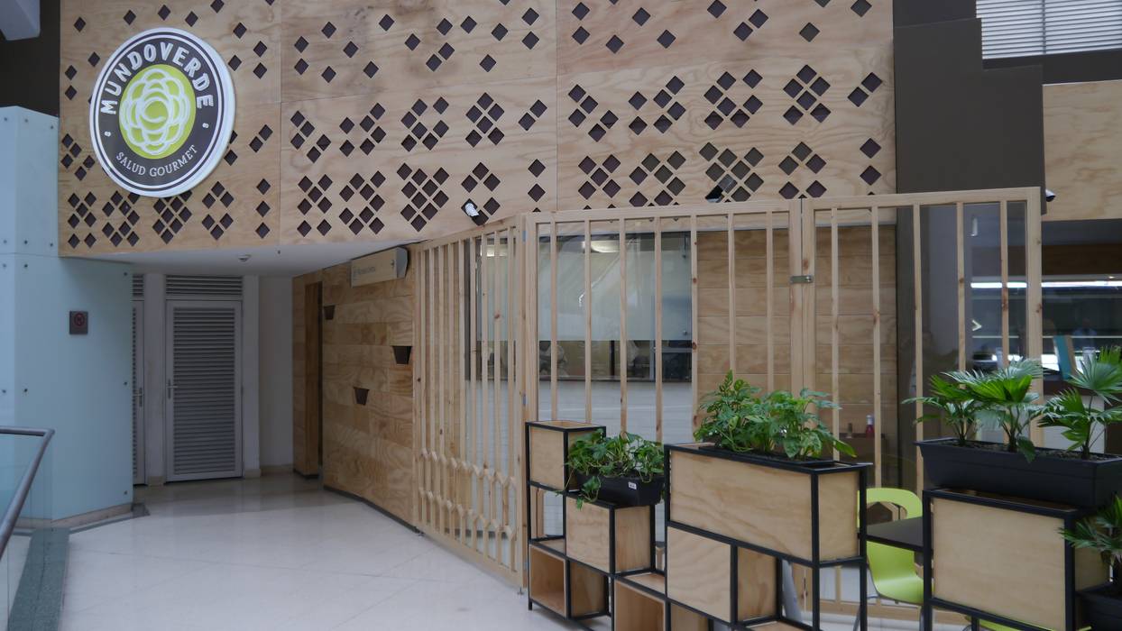 Restaurante Mundo Verde Unicentro 2015, NI.MA. Productos en madera NI.MA. Productos en madera Powierzchnie handlowe Pomieszczenia biurowe i magazynowe