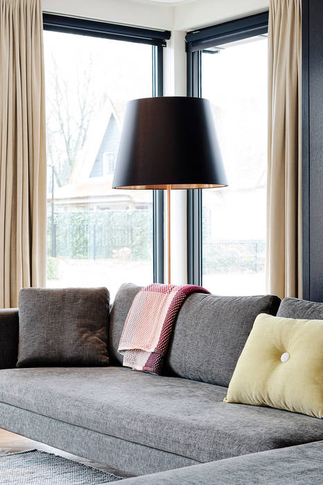 Wonen met passie, Jolanda Knook interieurvormgeving Jolanda Knook interieurvormgeving Scandinavian style living room Sofas & armchairs