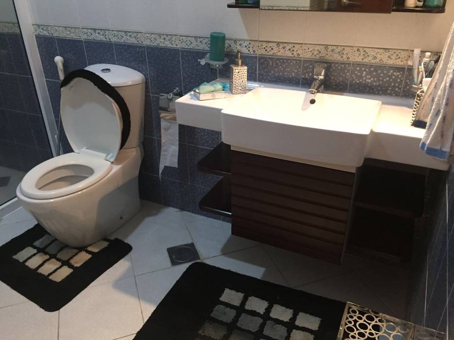 Villa Interiors Muscat, KamalKavitaInteriors KamalKavitaInteriors Modern bathroom Property,Sink,Plumbing fixture,Mirror,Bathroom,Tap,Black,Purple,Interior design,Toilet seat