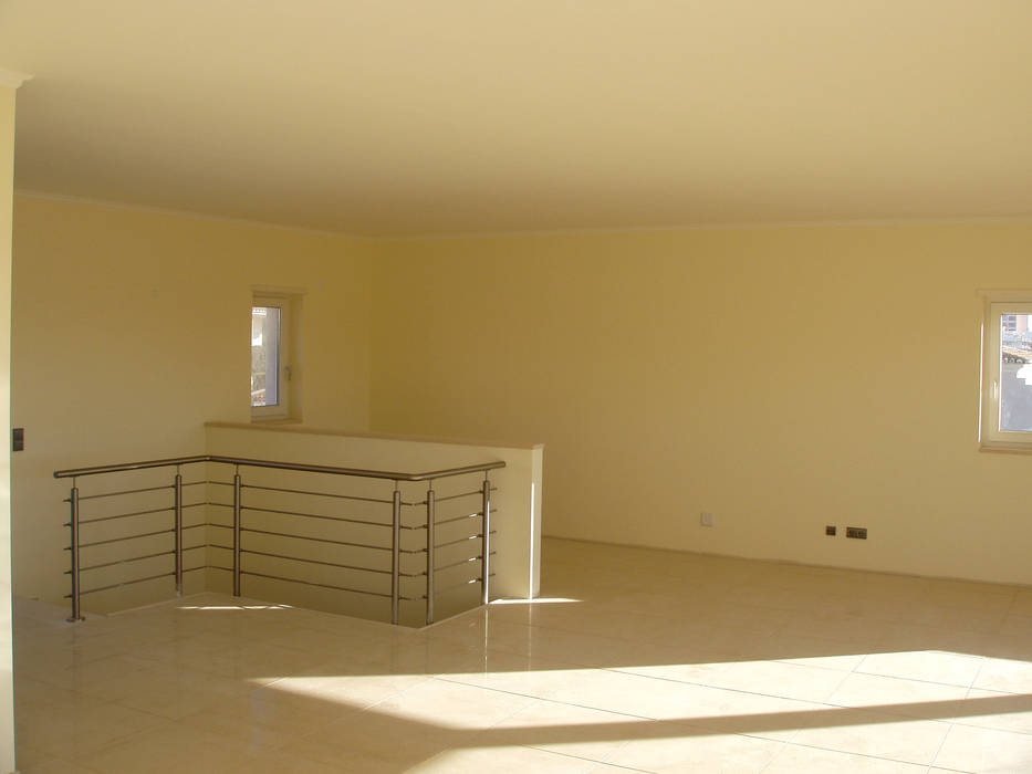 Interior Remodellings / Renovation RenoBuild Algarve Living room