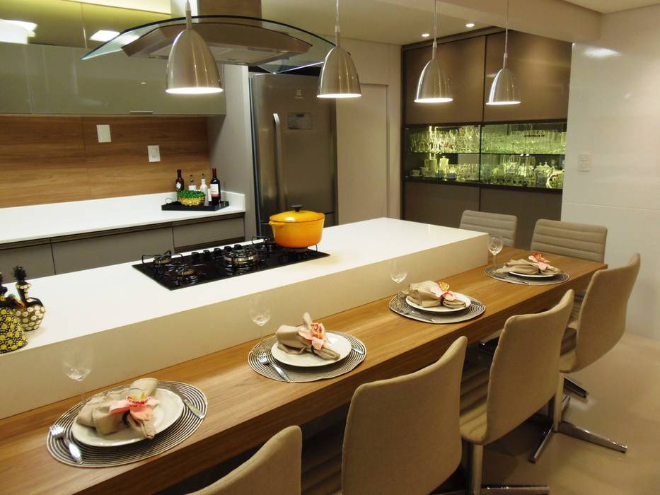 Reforma de Cozinha - Florianópolis, Marina Turnes Arquitetura & Interiores Marina Turnes Arquitetura & Interiores Modern kitchen