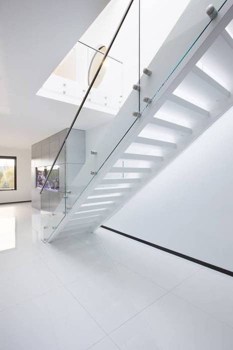 Classic style hallways, foyers and staircases from Siller Classic Stairs