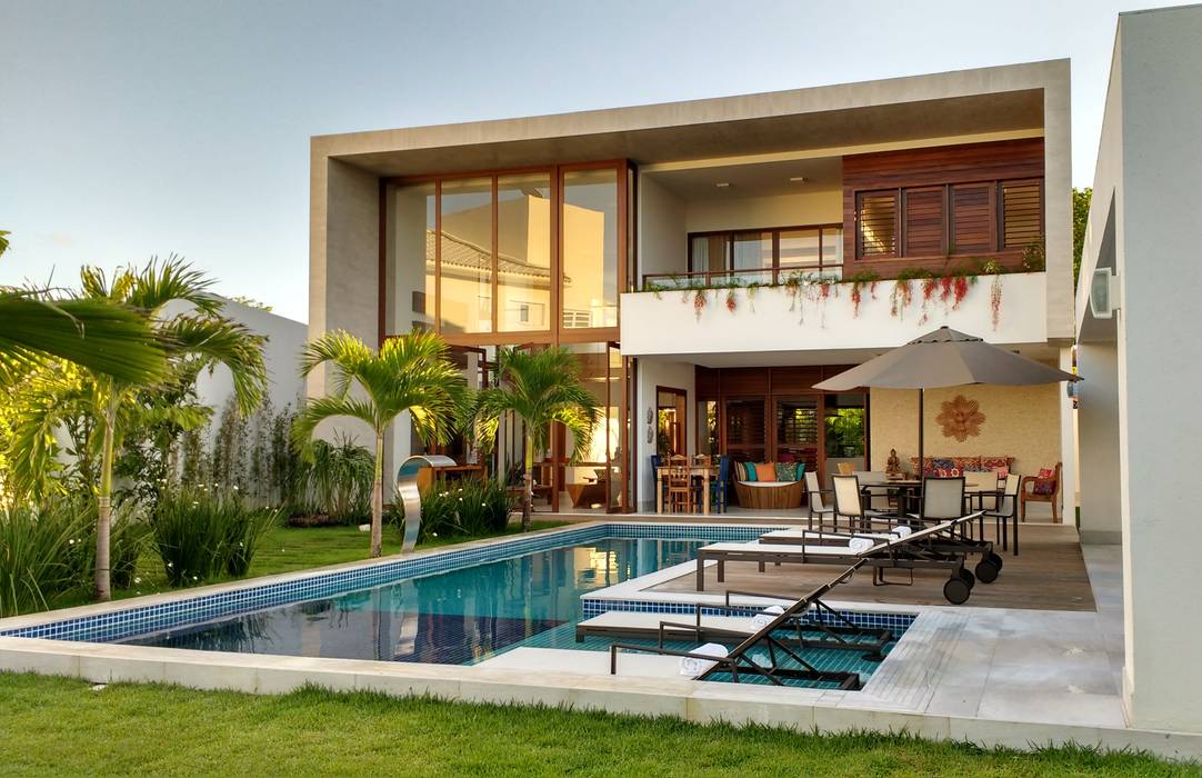 CASA DE PRAIA - GUARAJUBA, Tânia Póvoa Arquitetura e Decoração Tânia Póvoa Arquitetura e Decoração Hồ bơi trong vườn gốm sứ