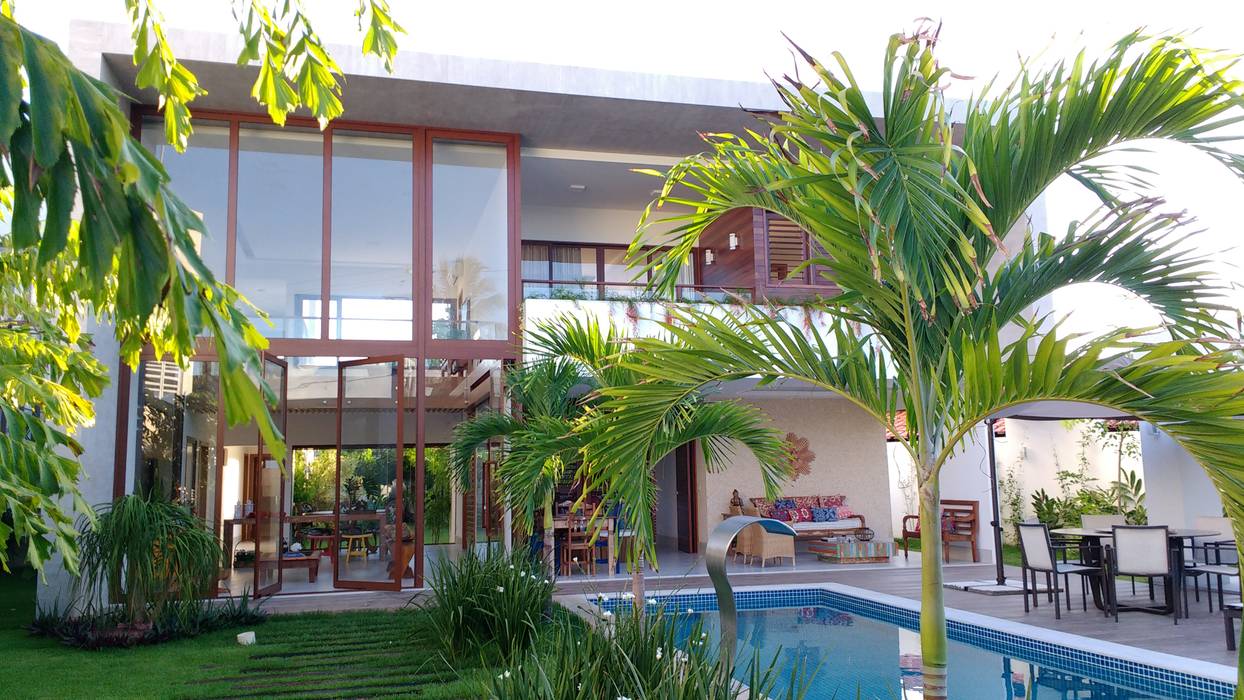 CASA DE PRAIA - GUARAJUBA, Tânia Póvoa Arquitetura e Decoração Tânia Póvoa Arquitetura e Decoração Casas de estilo tropical