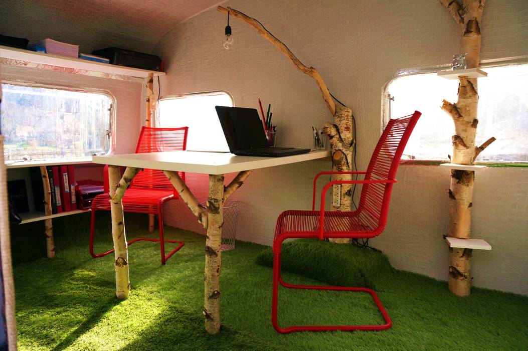 Caravane Bois bureau de jardin, Jardin boheme Jardin boheme Commercial spaces Office buildings