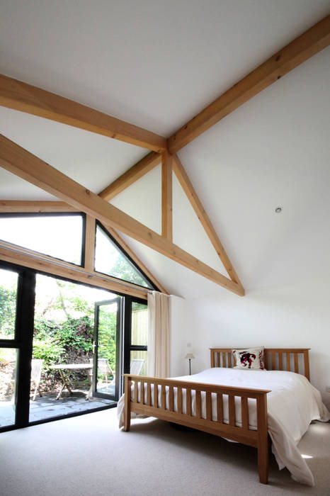 Skyber Barn, Innes Architects Innes Architects Rustic style bedroom