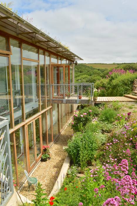 Porthcothan Responsive Home, Innes Architects Innes Architects Jardins modernos