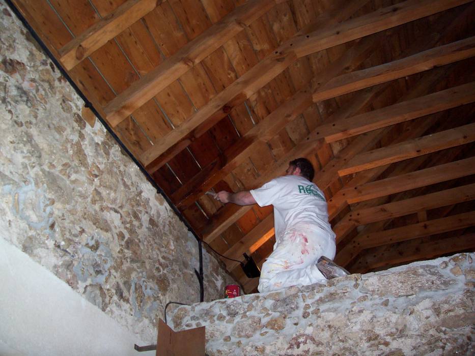 Reparación de tejado de pizarra en Segovia, Recasa, reformas y rehabilitaciones en Marbella Recasa, reformas y rehabilitaciones en Marbella Telhados de duas águas Ardósia