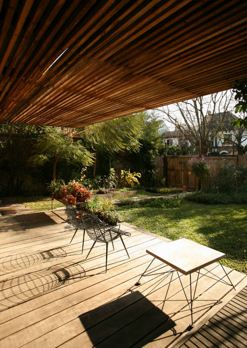 Casa OLIVOS, Arquitecto Alejandro Sticotti Arquitecto Alejandro Sticotti Country style balcony, veranda & terrace