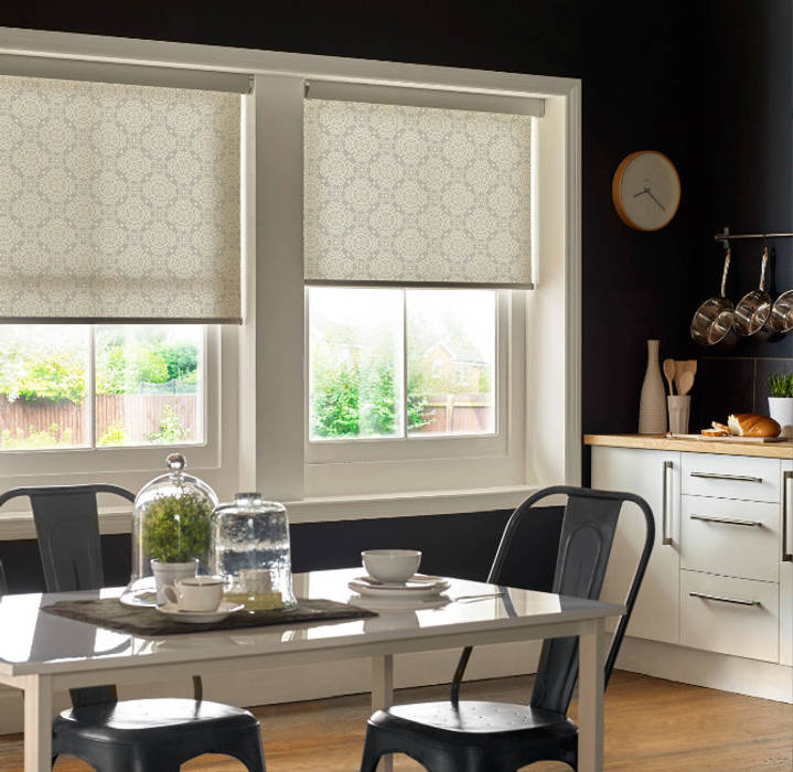 Roller Blinds with ULTRA control homify Modern windows & doors Blinds & shutters