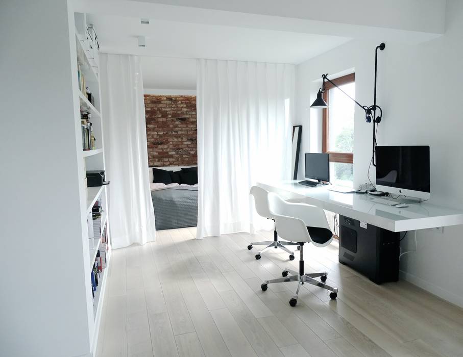 homify Minimalst style study/office