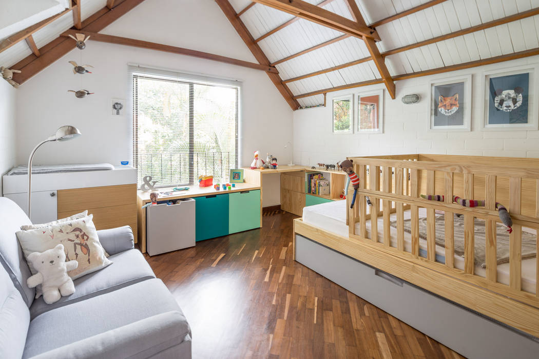 Habitación La Casa , nomo mobiliario nomo mobiliario Habitaciones para niños de estilo moderno Madera Acabado en madera Almacenamiento