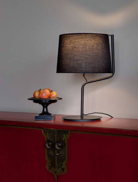  Corridor & hallway by Espaço luz Lda., Modern   