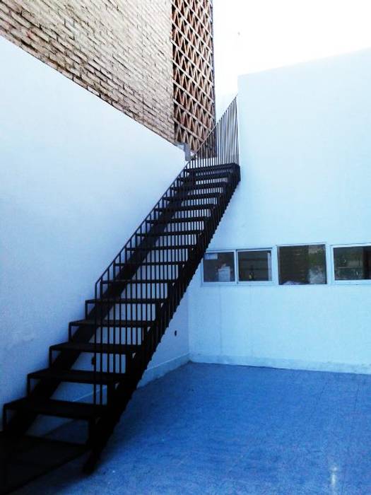 Casa Patios - Santiago del Estero (2014), estudio 1/4 estudio 1/4 Pasillos, vestíbulos y escaleras coloniales