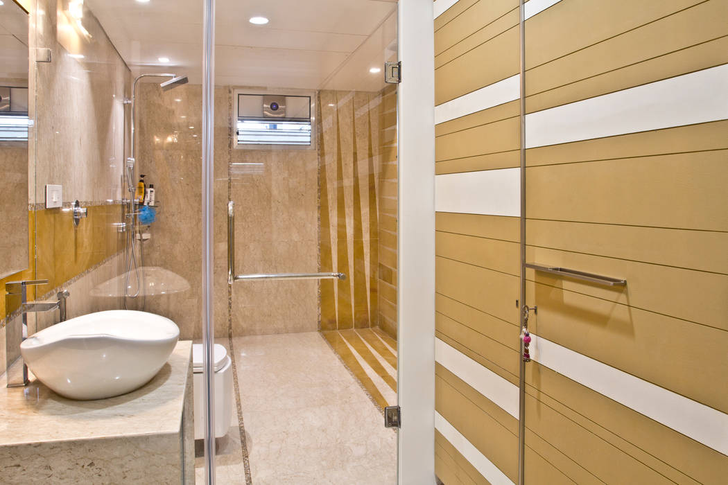 Interiors at Rajhans Maxima apartments,Surat, Hundreddesigns Hundreddesigns Modern bathroom Bathtubs & showers