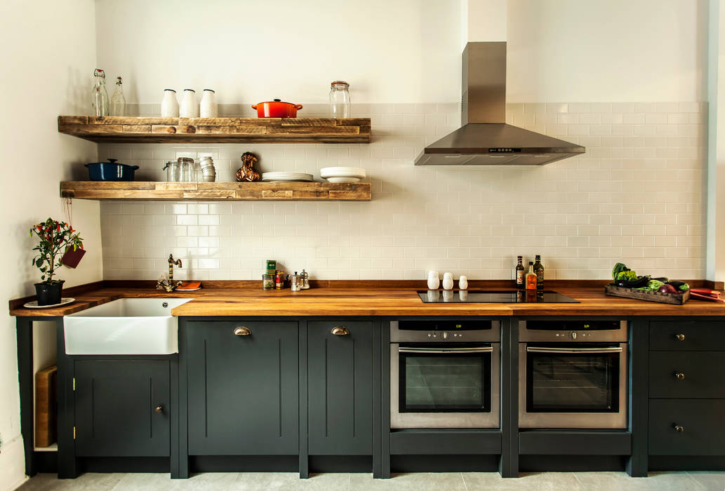 W10 Kitchen by British Standard British Standard by Plain English Rustic style kitchen Wood Wood effect