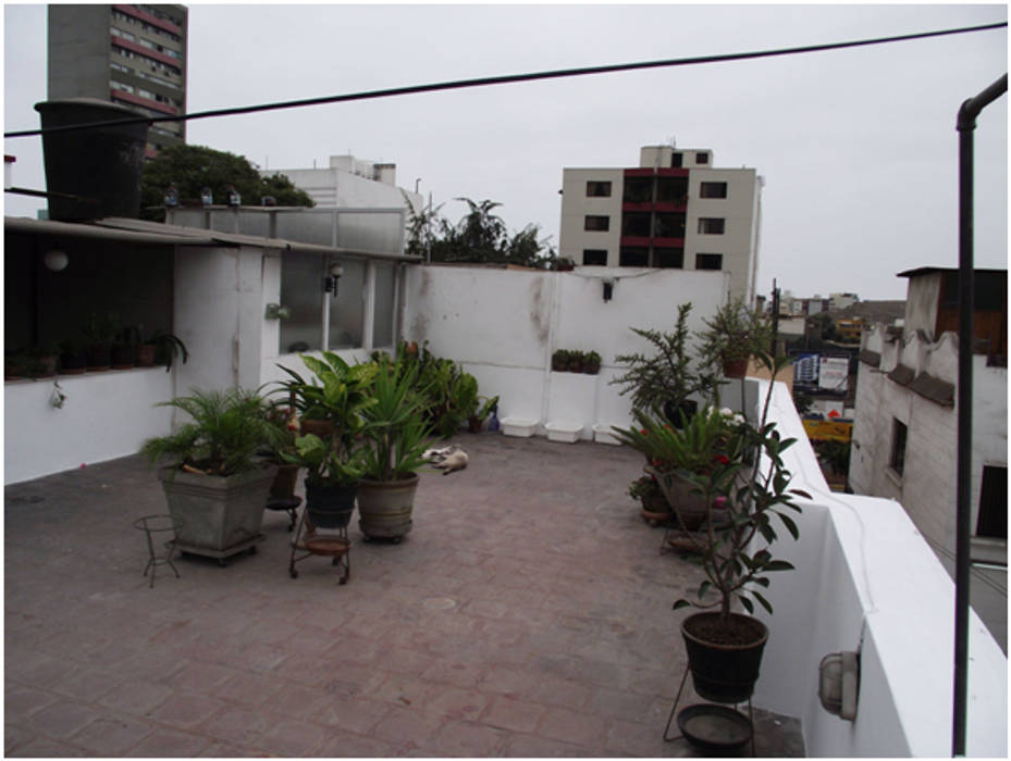 ​Remodelación de una casa en Miraflores, ARQUITECTOS UNOENUNO SAC ARQUITECTOS UNOENUNO SAC