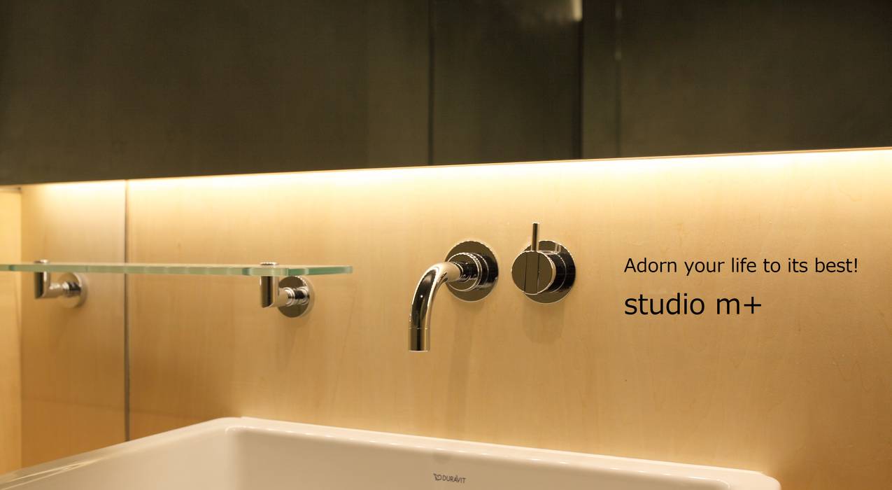 藍染とラピスラズリ, studio m+ by masato fujii studio m+ by masato fujii Modern bathroom لکڑی Wood effect