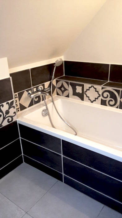 rénovation d'une salle de bains, Lydie Gatignol Lydie Gatignol Ванная комната в стиле модерн Керамика