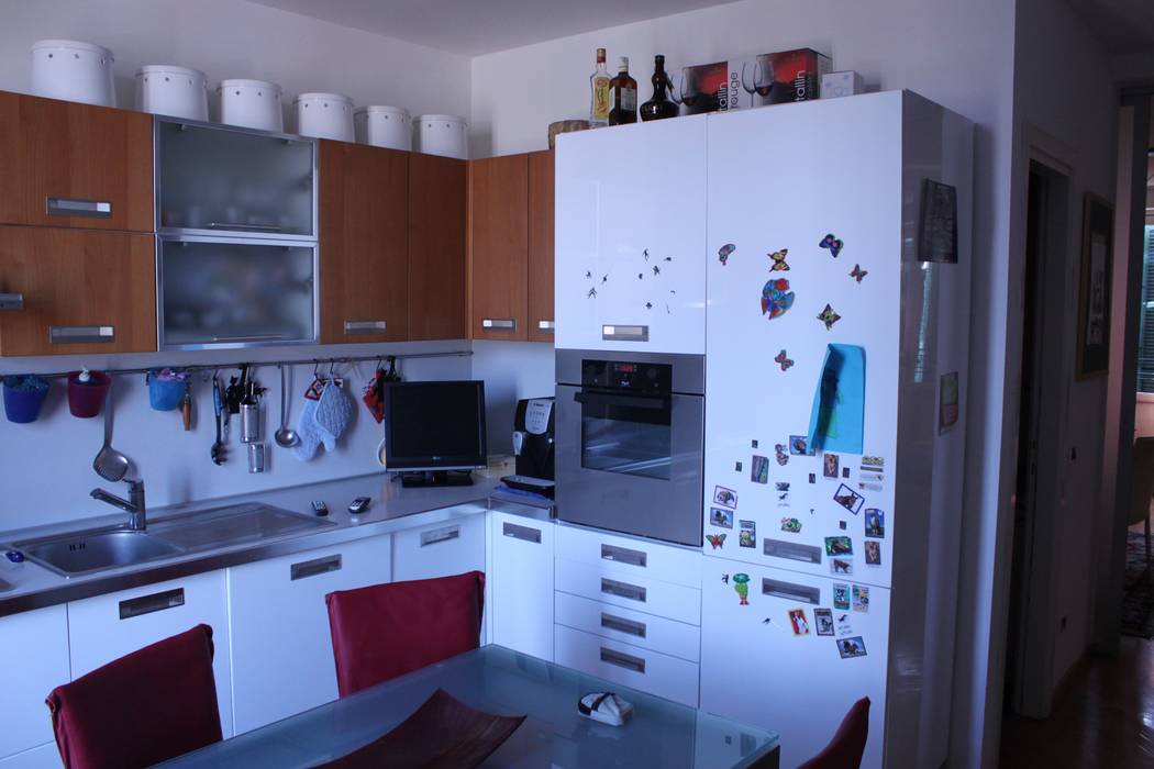 KITCHEN RENOVATION - project cool flat, Severine Piller Design LLC Severine Piller Design LLC Modern kitchen