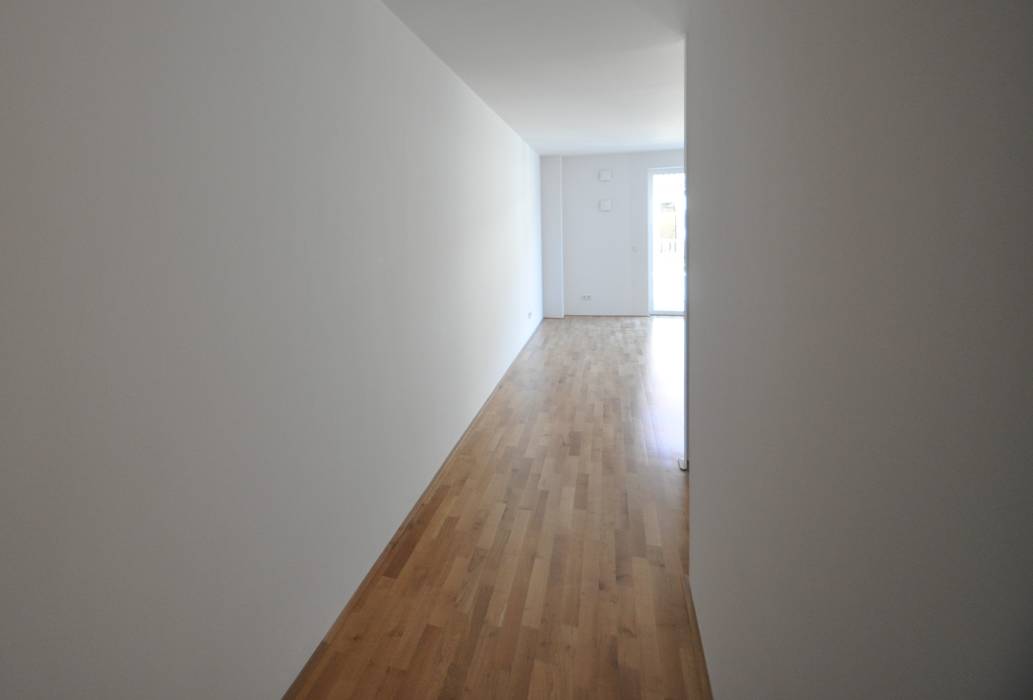 Cosy Home - Home Staging einer Mietwohnung, K. A. K. A. Modern Corridor, Hallway and Staircase