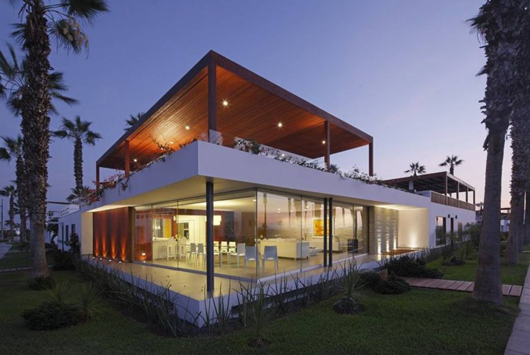 Casa P12, Martin Dulanto Martin Dulanto Casas modernas: Ideas, diseños y decoración