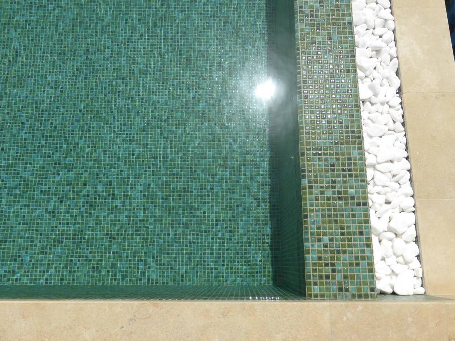 Pools | MOSAICS , Kerion Ceramics Kerion Ceramics Modern pool Ceramic Pool