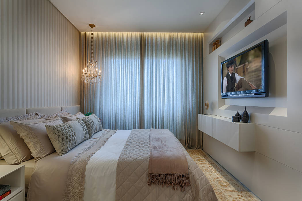 Apartamento 212m ², Emmanuelle Eduardo Arquitetura e Interiores Emmanuelle Eduardo Arquitetura e Interiores Classic style bedroom