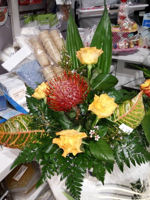 Arranjo de flores naturais Maravilhas do Berço Lda Jardins clássicos Aglomerado Plantas e flores