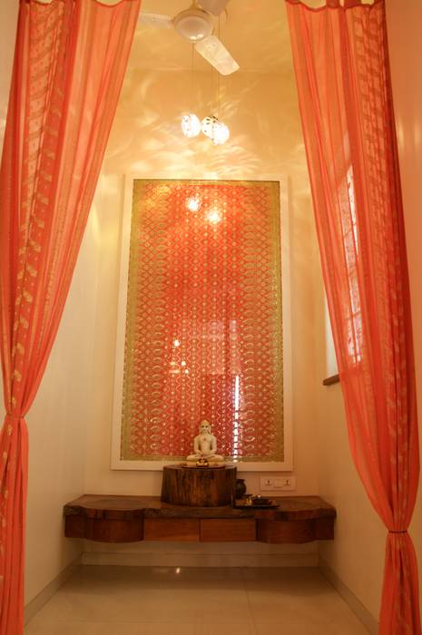 Bungalow in Bhuj, Design Kkarma (India) Design Kkarma (India) Eclectic style living room