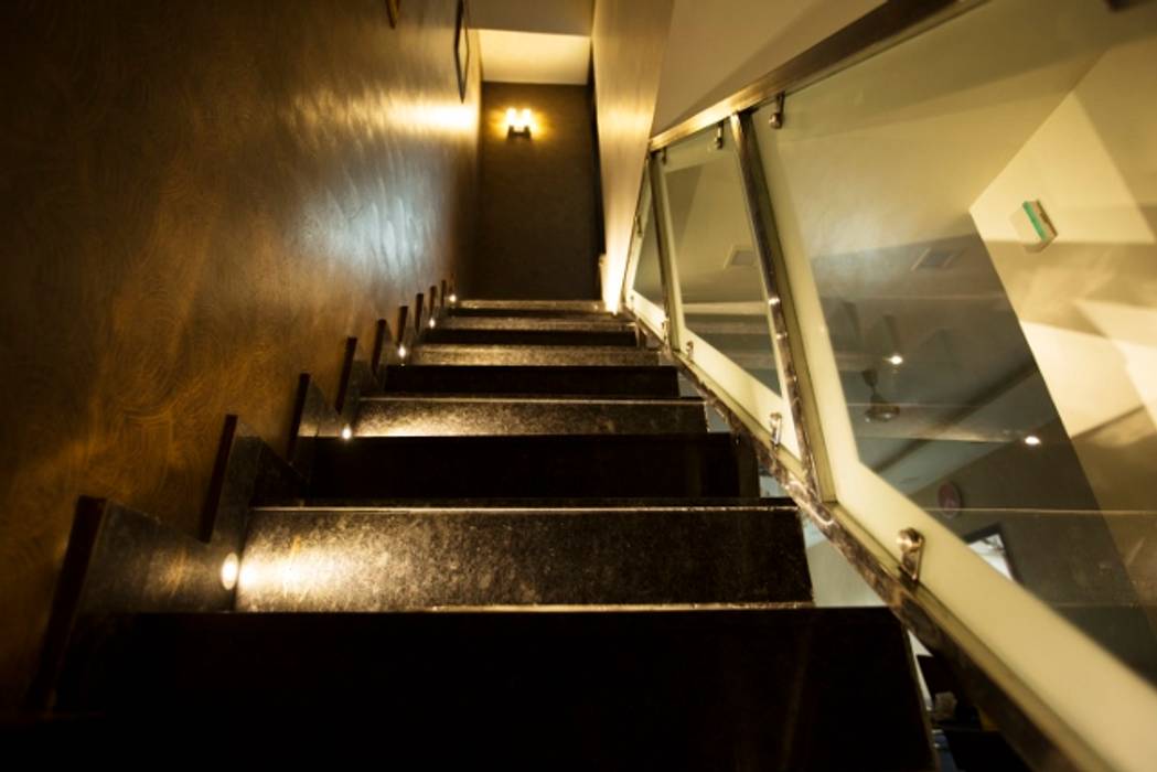 Stairs IMAGIC INTERIORS Minimalist corridor, hallway & stairs Granite cantieliver,stairs,design,Granite,Stainless steel,Glass