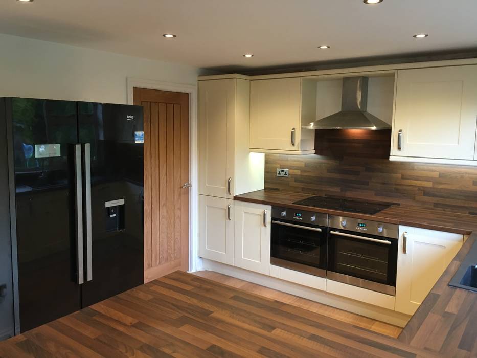 Mr Mrs W Design 4 living UK Modern kitchen kitchen appliances,kitchen cabinet,laminate flooring,LED Lighting