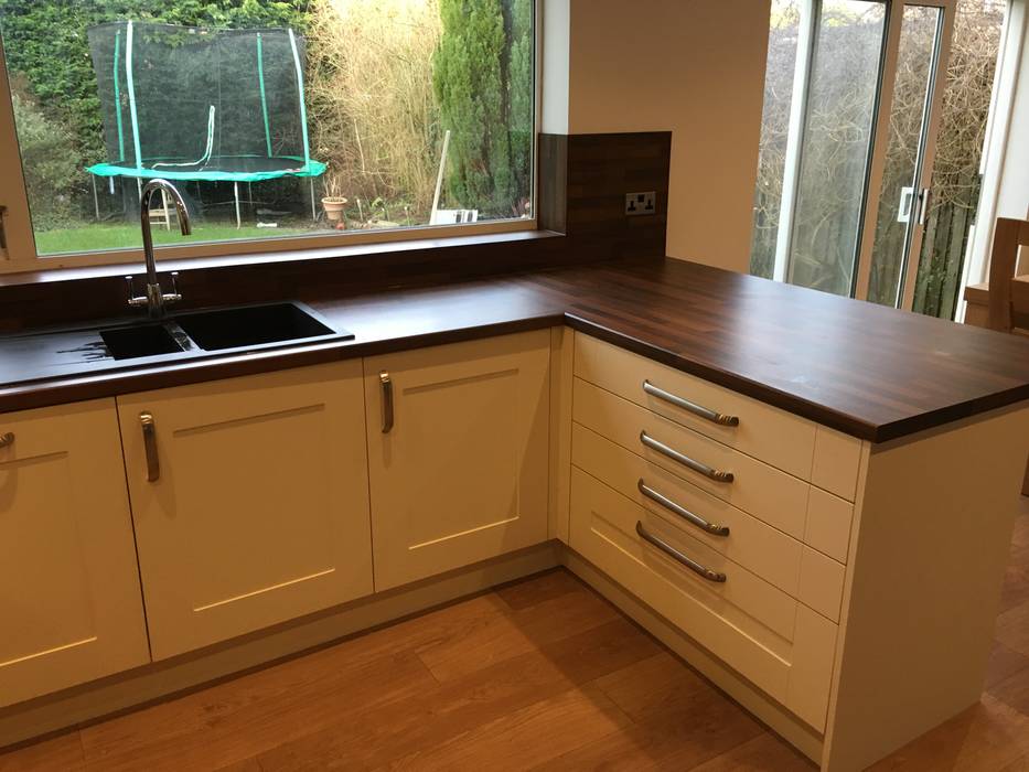 Mr Mrs W Design 4 living UK Modern kitchen laminate flooring,kitchen worktop,kitchen cabinet,LED Lighting