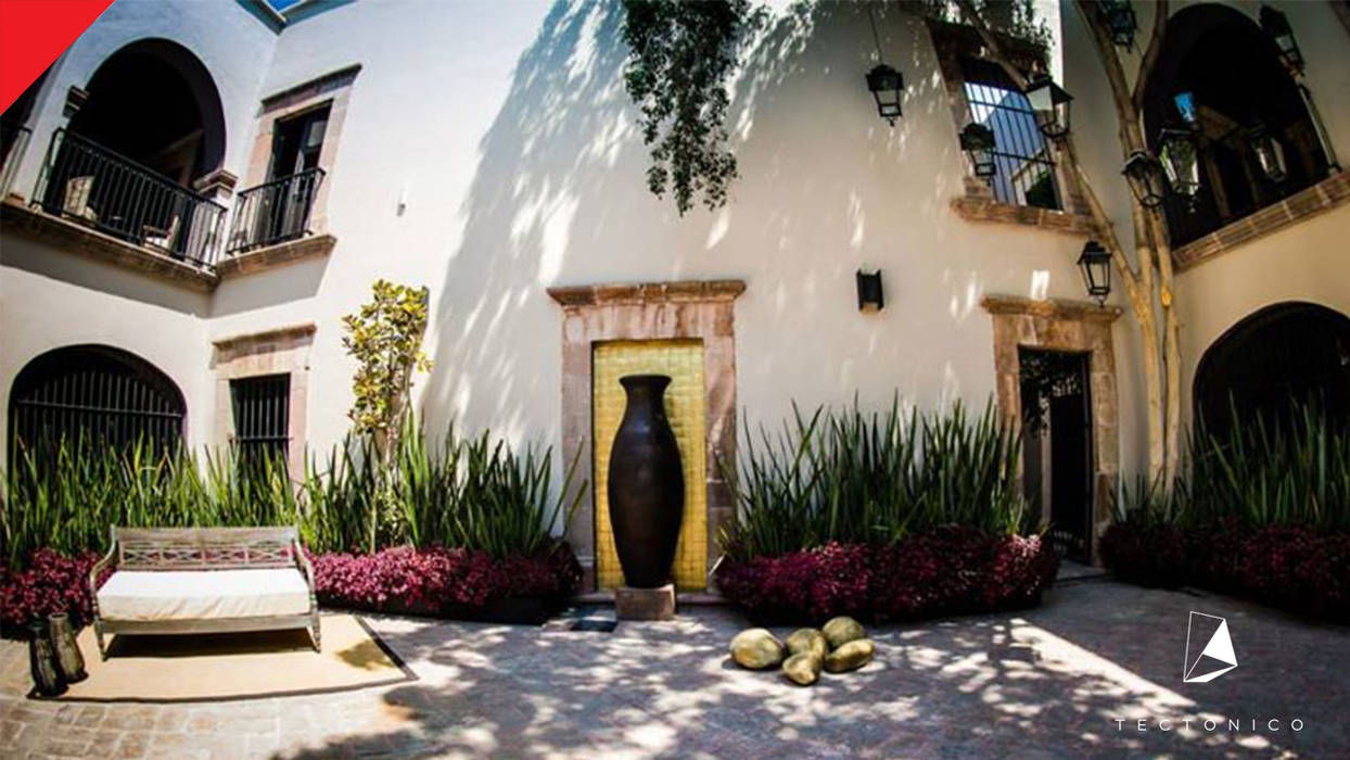 Hotel Mesón de Santa Rosa, Tectónico Tectónico Colonial style garden