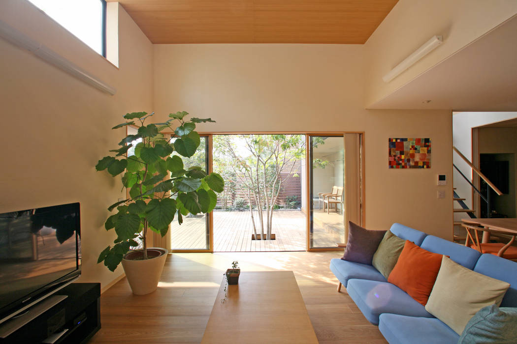 蕨市のコートハウス, 設計事務所アーキプレイス 設計事務所アーキプレイス Modern living room