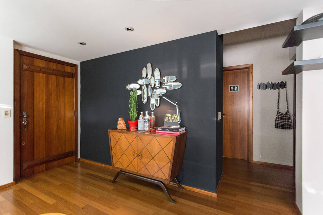 Johnny Thomsen Arquitetura e Design Коридор, прихожая и лестница в модерн стиле