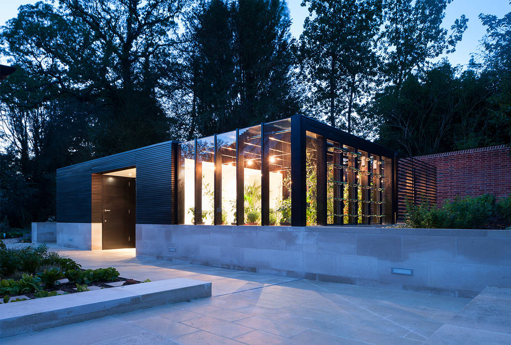 Itchen Greenhouse Ayre Chamberlain Gaunt 미니멀리스트 차고 / 창고 greenhouse,glass,stone,timber