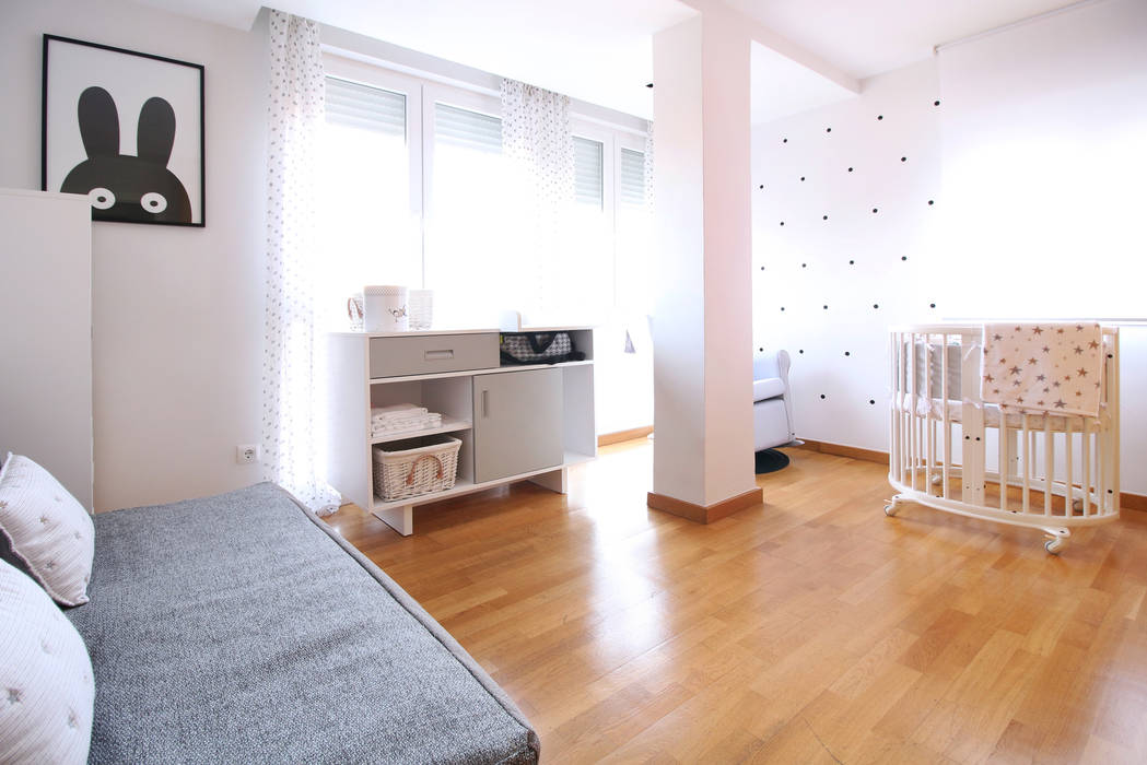 APARTAMENTO AR, EN VALENCIA., acertus acertus Nursery/kid’s room