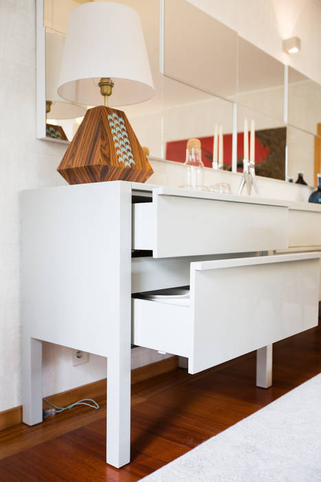 Comedores de estilo ecléctico de ShiStudio Interior Design Ecléctico