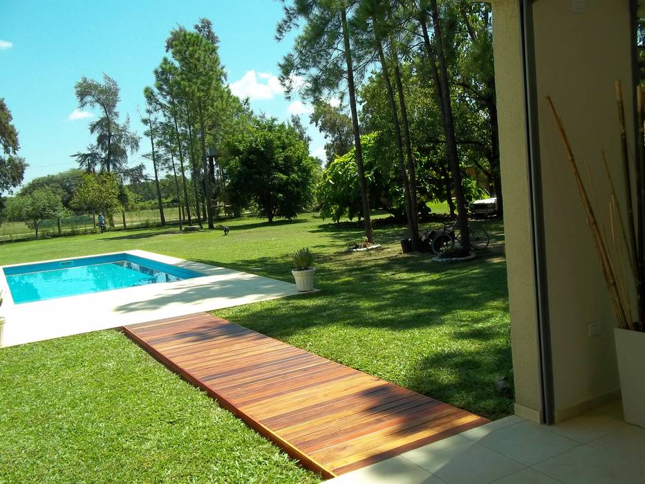 homify Piscinas modernas