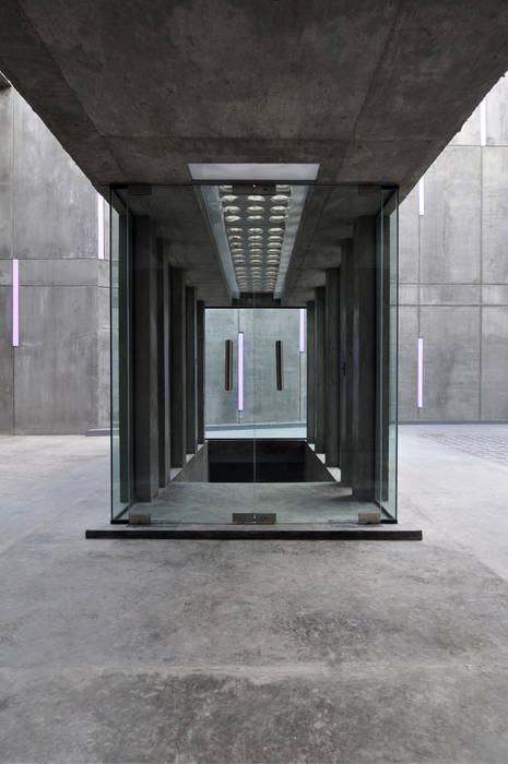 BUBBLESTUDIOS, Ramiro Zubeldia Arquitecto Ramiro Zubeldia Arquitecto Modern corridor, hallway & stairs Concrete