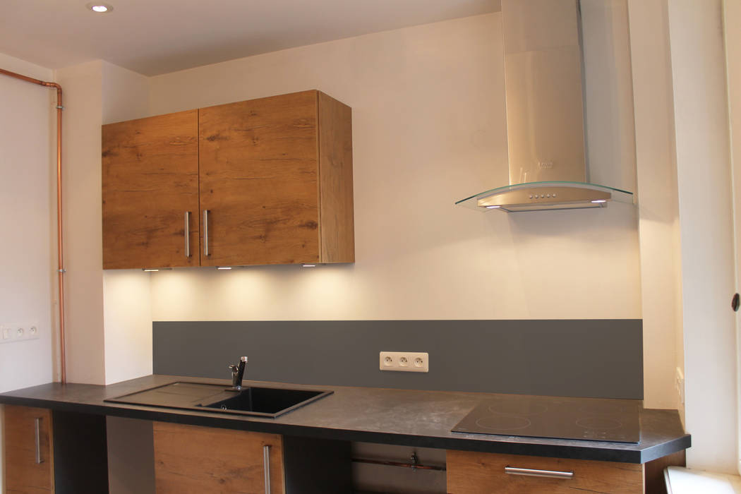 APPARTEMENT A STRASBOURG, Agence ADI-HOME Agence ADI-HOME Cucina moderna Truciolato